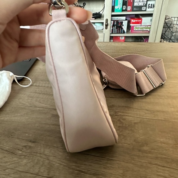 Prada Re-Edition 2005 Re-Nylon bag - Picture 6 of 11